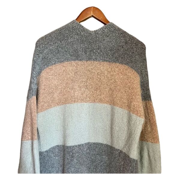 Active USA colour block cardigan. Size small - Picture 9 of 11